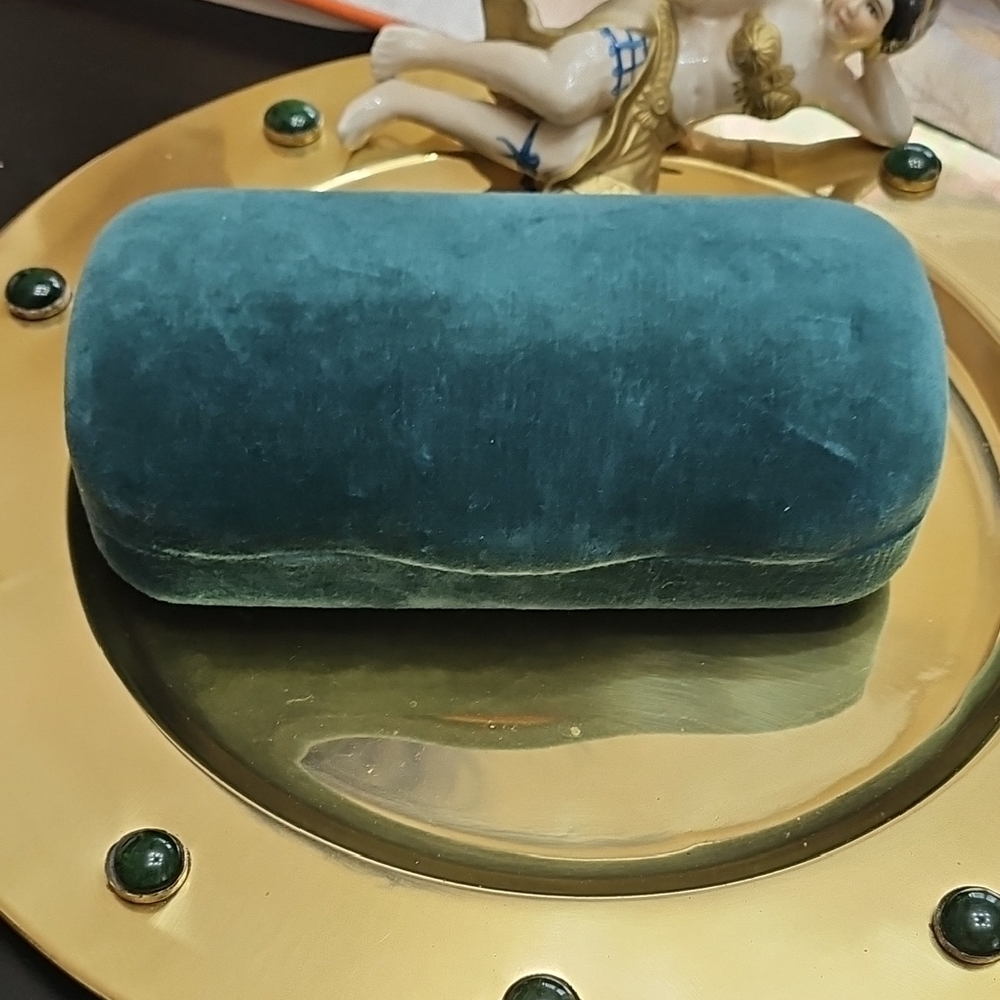 Gucci Teal Velvet Sunglasses Box Real